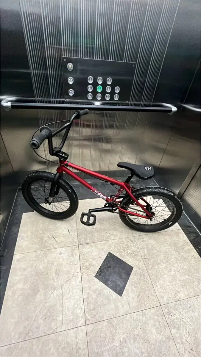 Flybikes, supernova BMX